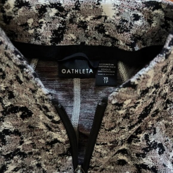 Athleta Salutation Textured Animal Print Zip Jacket - Picture 10 of 11